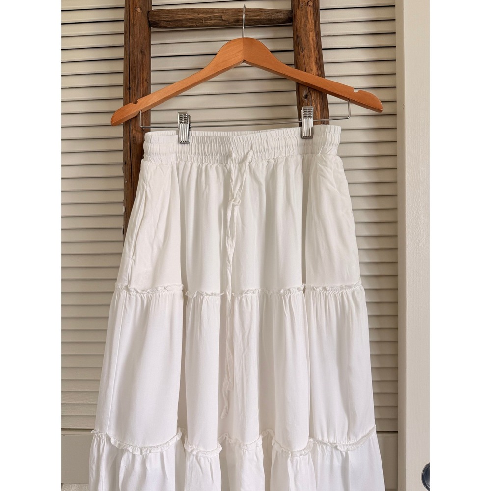 Unbranded Tiered Maxi Skirt White Size Medium. - Picture 3 of 4